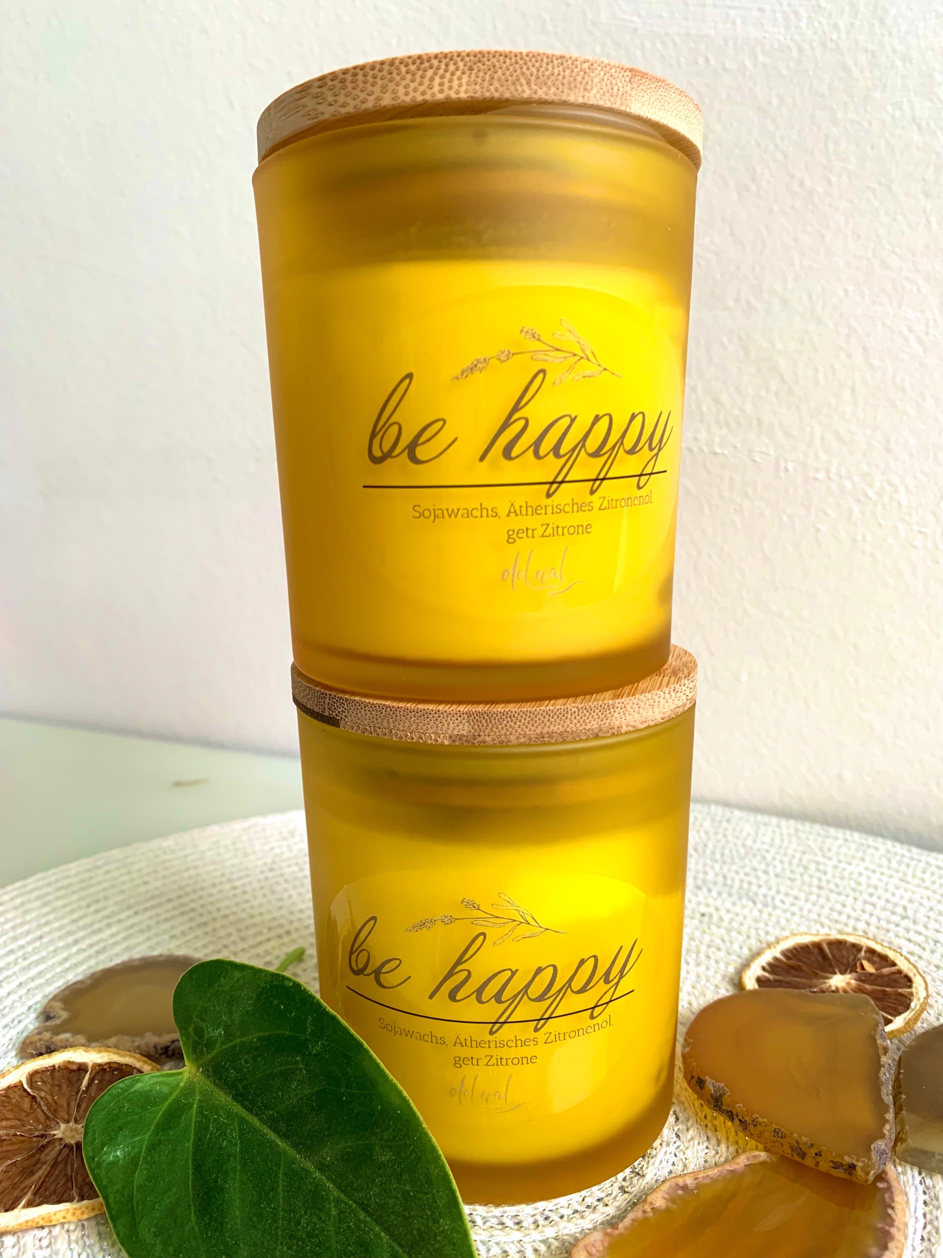 Selbstfürsorge Kristallkerze "BE HAPPY" mit Holzdeckel