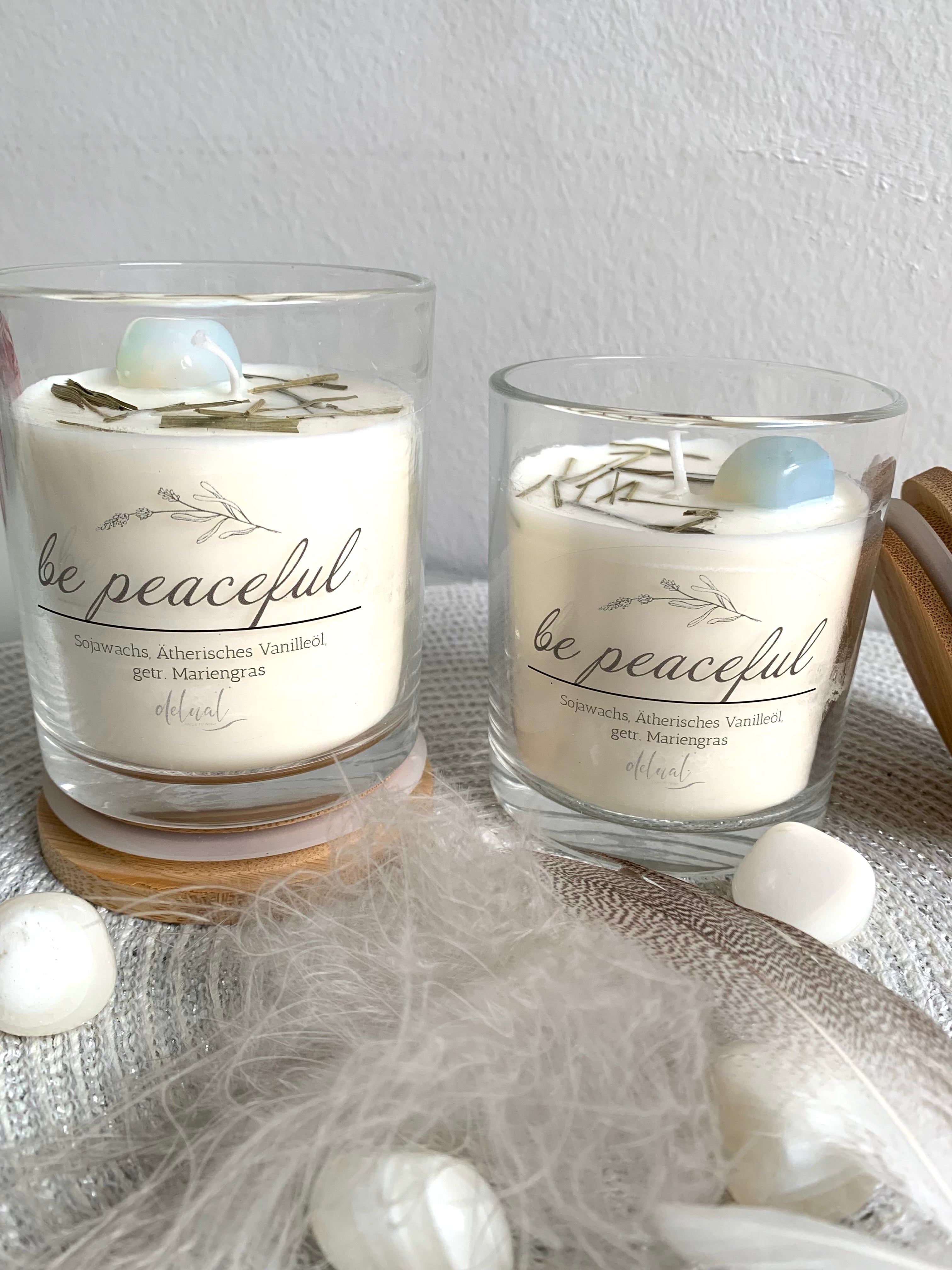 Selbstfürsorge Kristallkerze "BE PEACEFUL" mit Holzdeckel