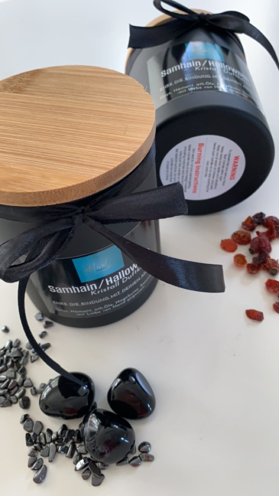 Samhain – Halloween Ritualkerze | Handgegossen | Bio Sojawachs | Onyx & Hämatit | Ätherische Öle