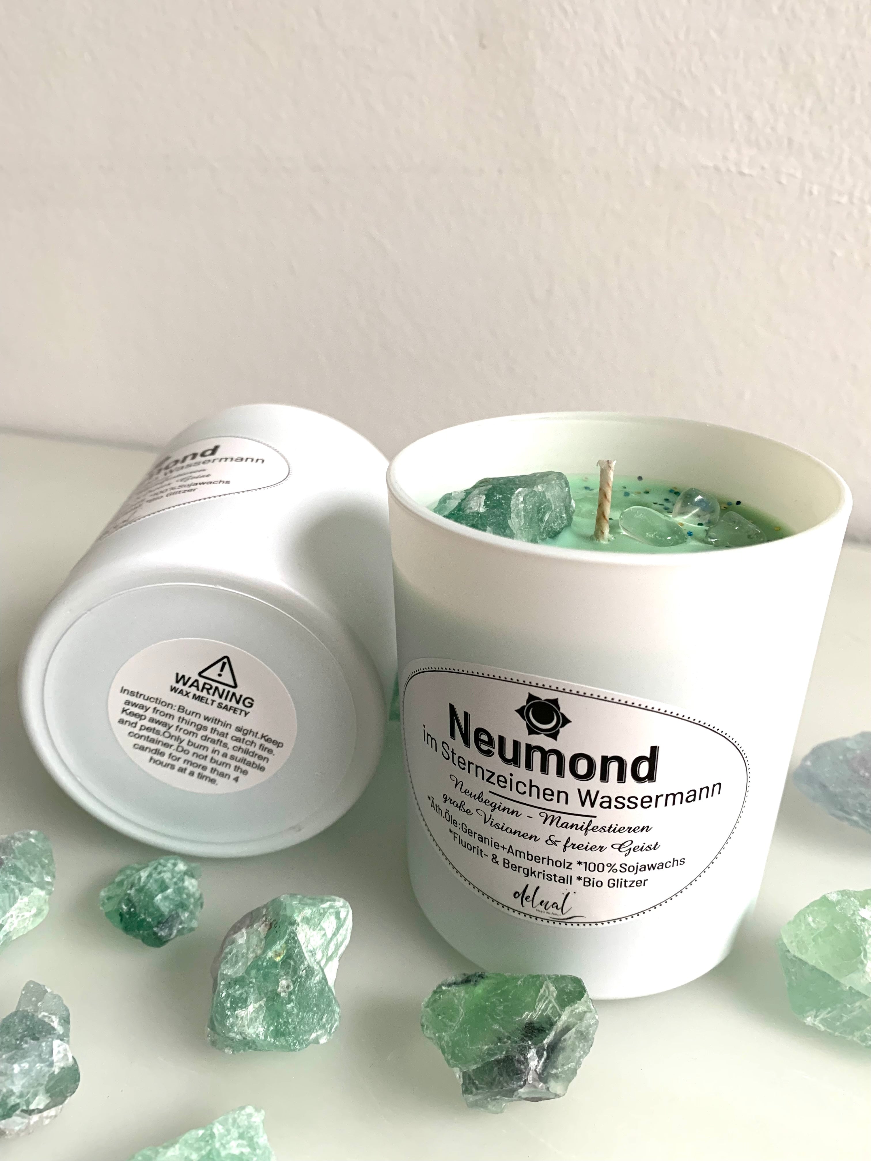 Neumond Kristallkerze im Sternzeichen Wassmermann - Manifestieren, mit ätherischen Ölen und Glitzer