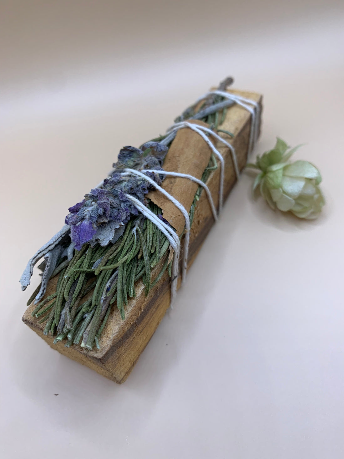 Palo Santo Räucherbündel "Stärke Deine Intuition", neue Ernte 2024