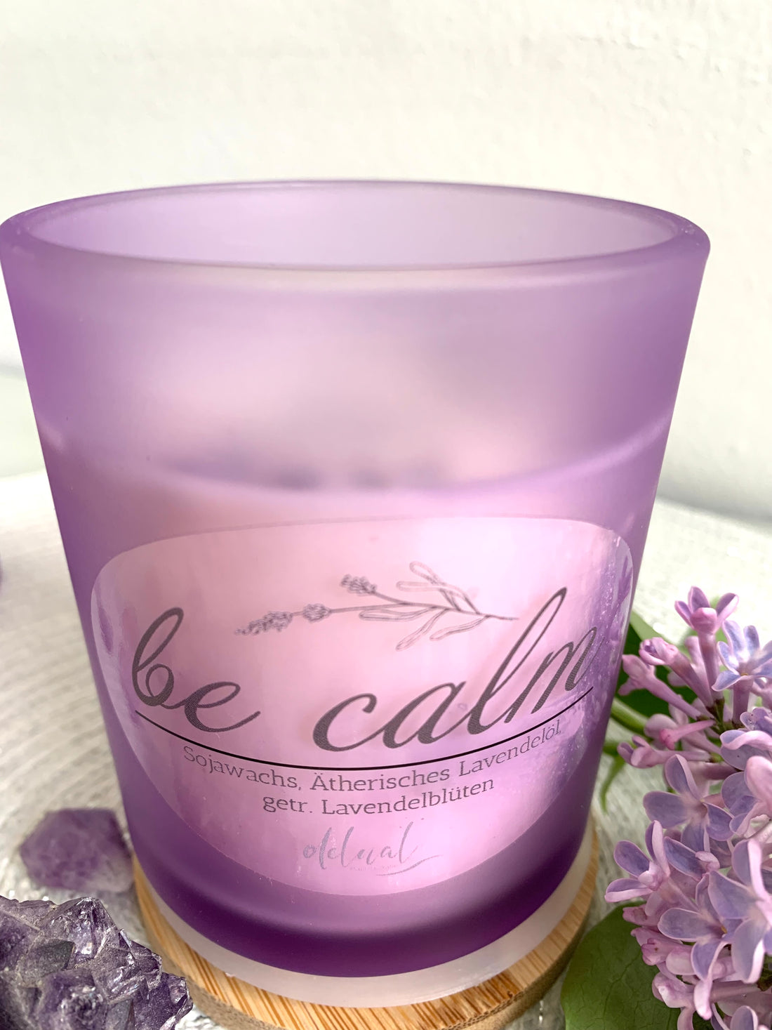 Selbstfürsorge Kristallkerze "BE CALM" mit Holzdeckel