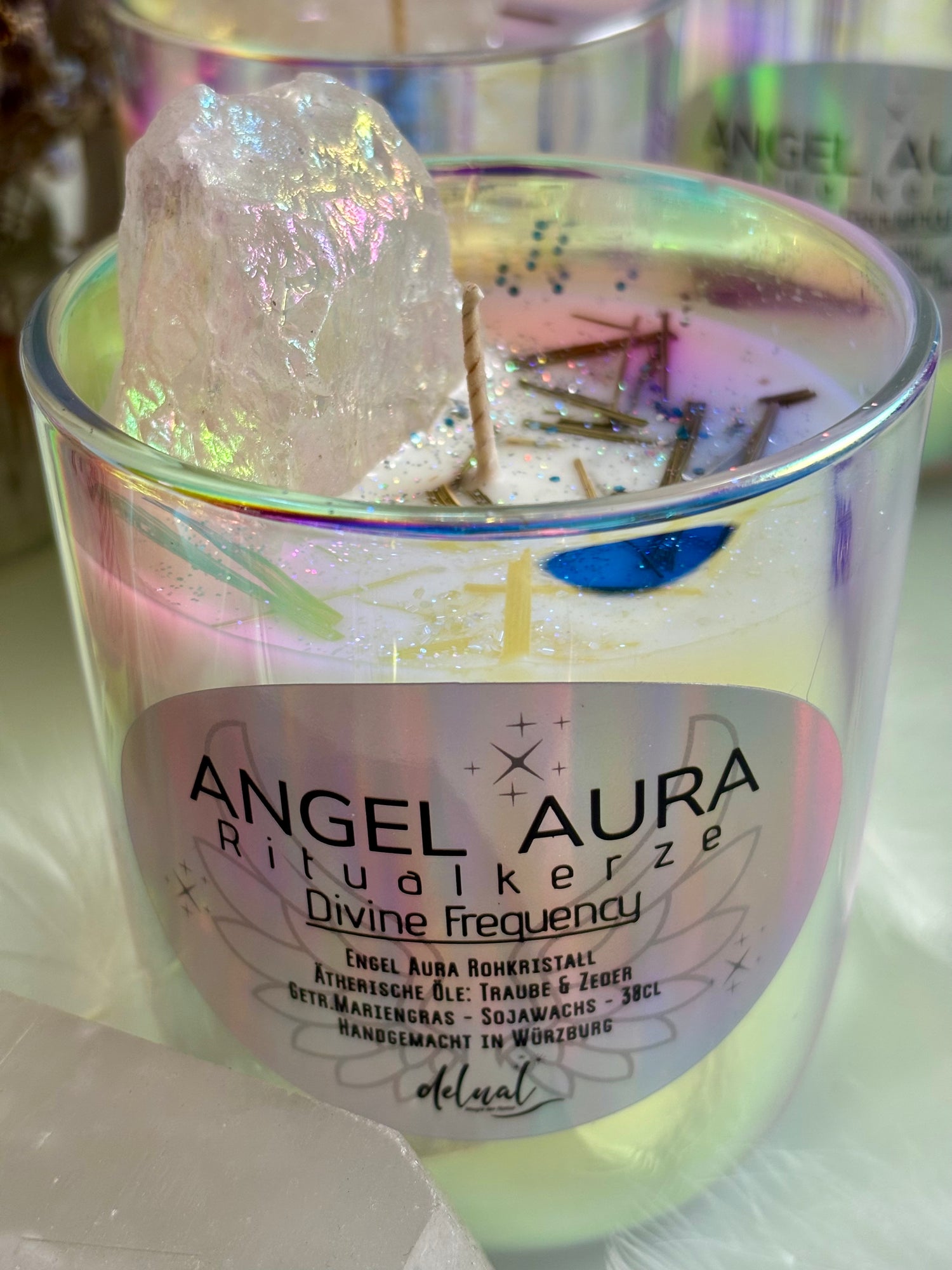 Angel Aura Ritualkerze - Handgemachte Kristallkerze aus Sojawachs - Divine Frequency